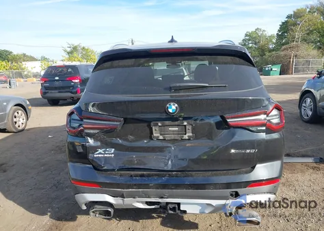 2022 BMW X3 xDrive30I z USA, uszkodzony, nr VIN 5UX53DP05N9M74053